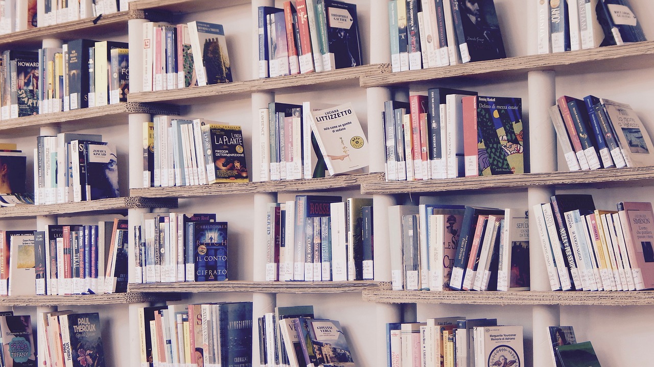 books-1617327_1280